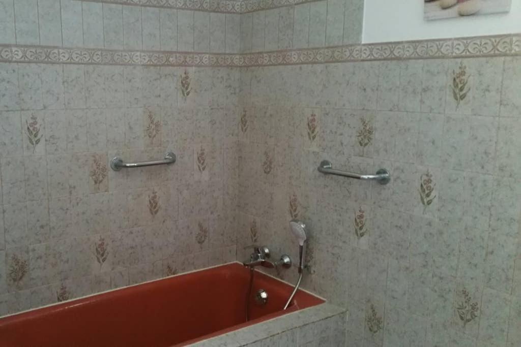 Villa La Lurette, Appartement Et Studio Saint-Étienne-les-Orgues Kültér fotó