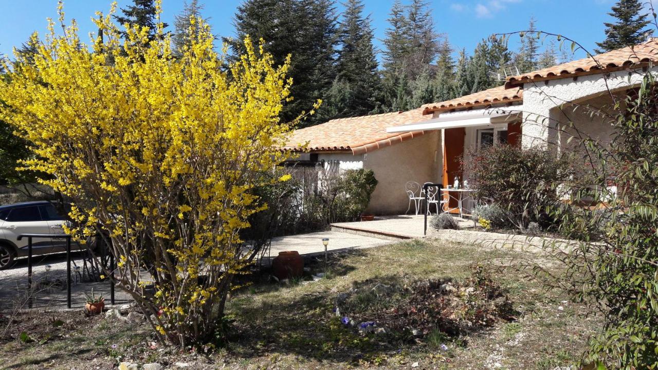 Villa La Lurette, Appartement Et Studio Saint-Étienne-les-Orgues Kültér fotó