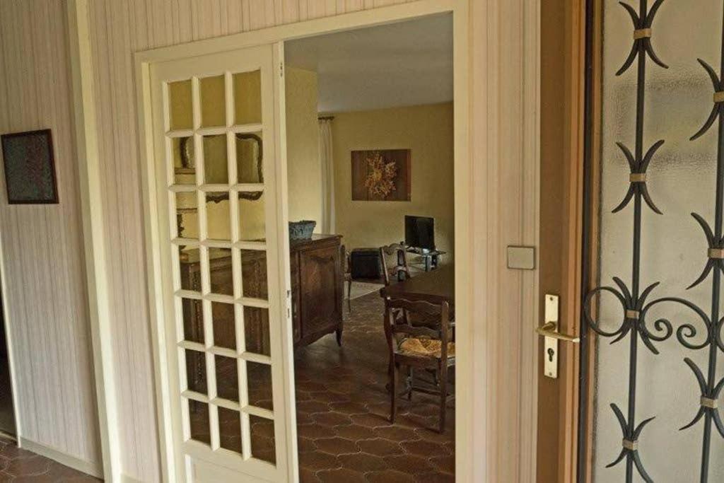 Villa La Lurette, Appartement Et Studio Saint-Étienne-les-Orgues Kültér fotó