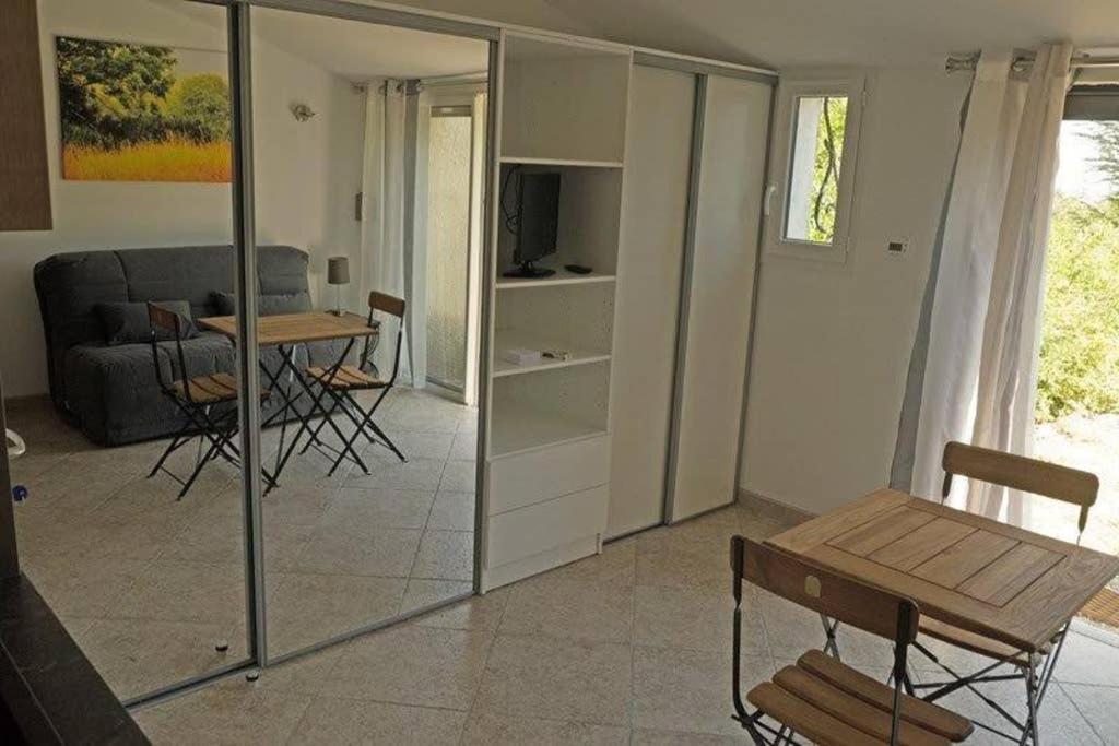Villa La Lurette, Appartement Et Studio Saint-Étienne-les-Orgues Kültér fotó