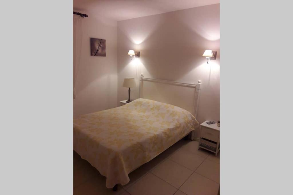 Villa La Lurette, Appartement Et Studio Saint-Étienne-les-Orgues Kültér fotó