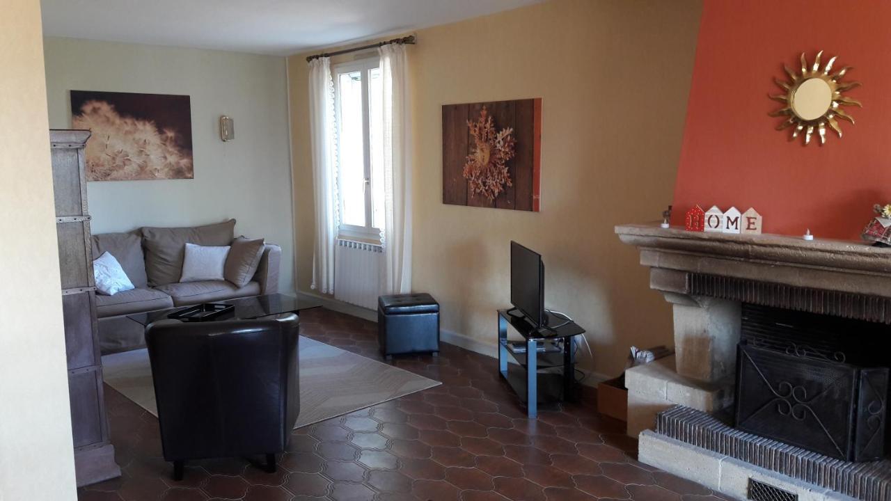 Villa La Lurette, Appartement Et Studio Saint-Étienne-les-Orgues Kültér fotó