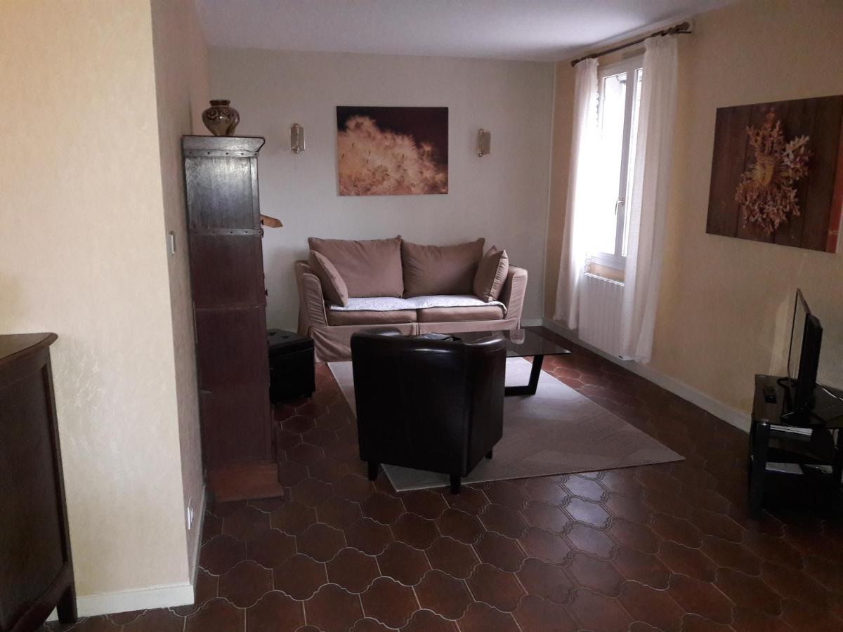 Villa La Lurette, Appartement Et Studio Saint-Étienne-les-Orgues Kültér fotó