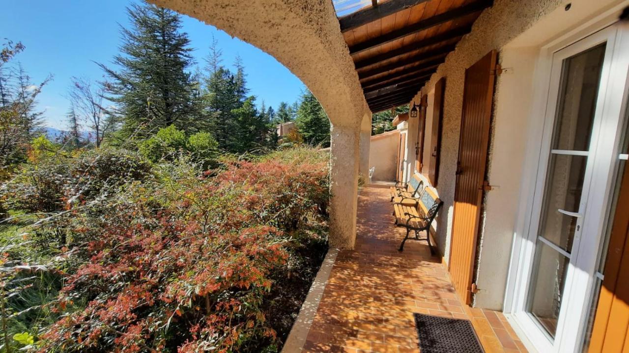Villa La Lurette, Appartement Et Studio Saint-Étienne-les-Orgues Kültér fotó