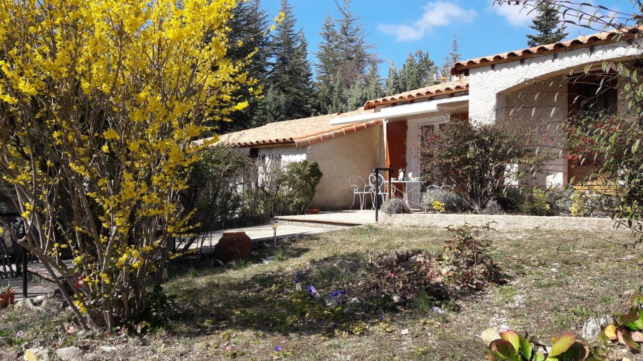Villa La Lurette, Appartement Et Studio Saint-Étienne-les-Orgues Kültér fotó